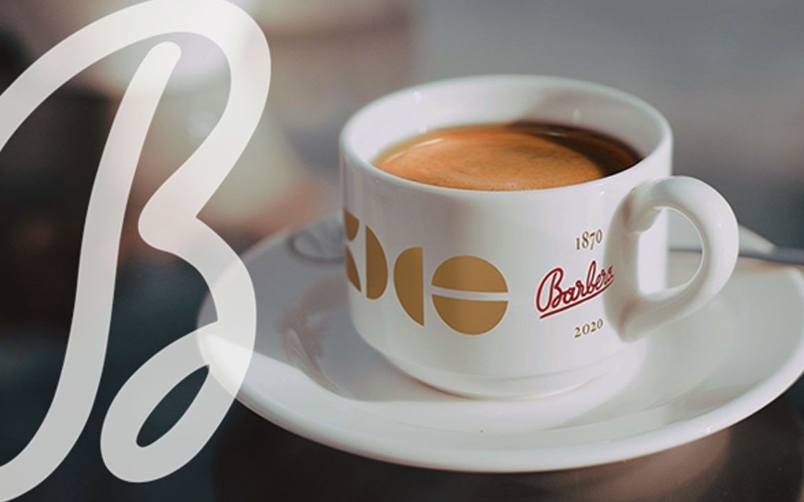 L’espresso al bar, un irrinunciabile rito italiano
